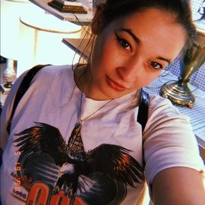 Meet your Posher, Kami